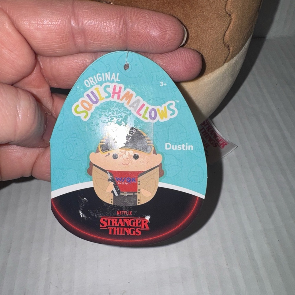 Squishmallows - Dustin 8" Stranger Things - Picture 4 of 12